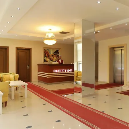 Hotel Gjuta 4* Tirana