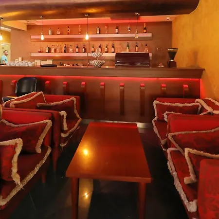 Hotel Hotel Gjuta 4*